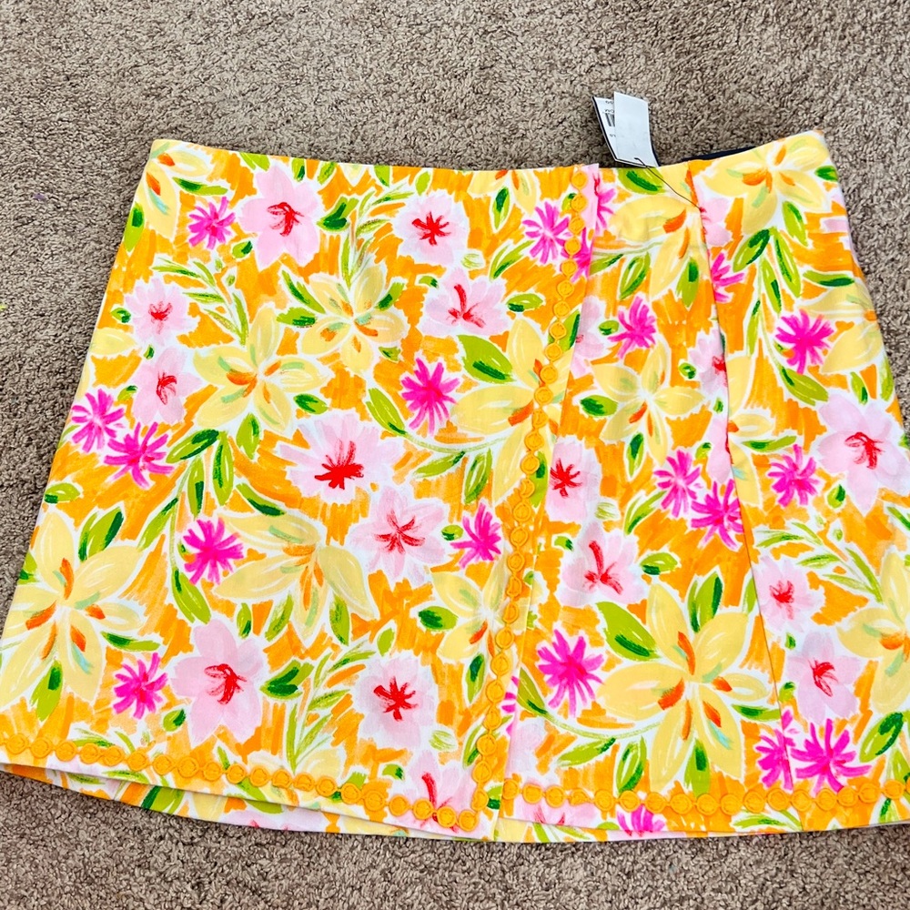 NWT Crown and Ivy Skirt/Skort